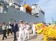 中国海军戚继光舰成功结束对印尼友好访问